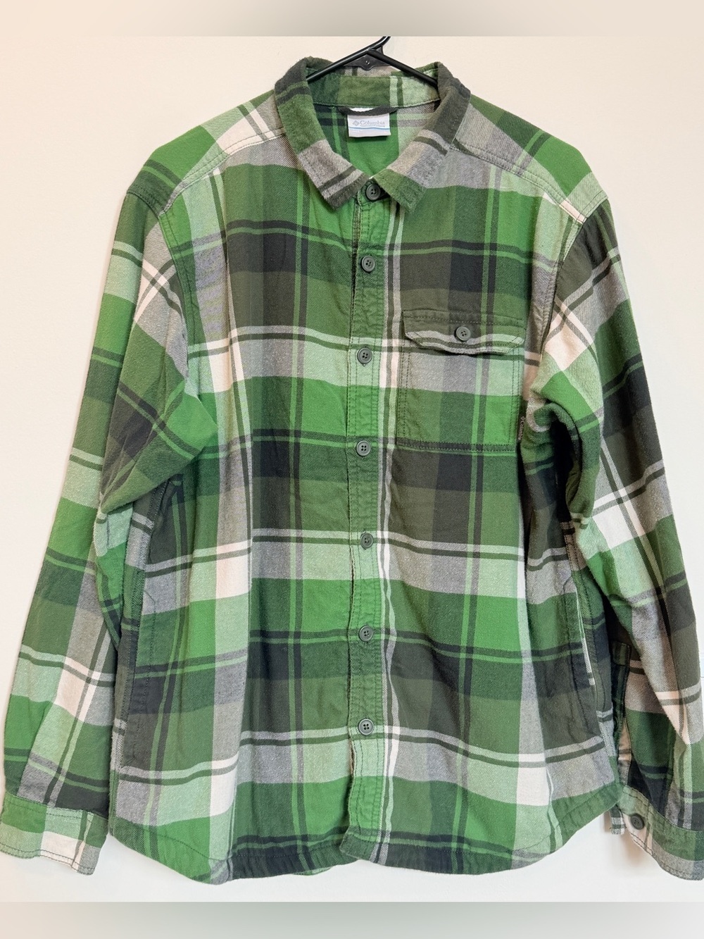 Columbia Mens Large Green Flannel Plaid Lined Long Sleeved Button Down Shirt